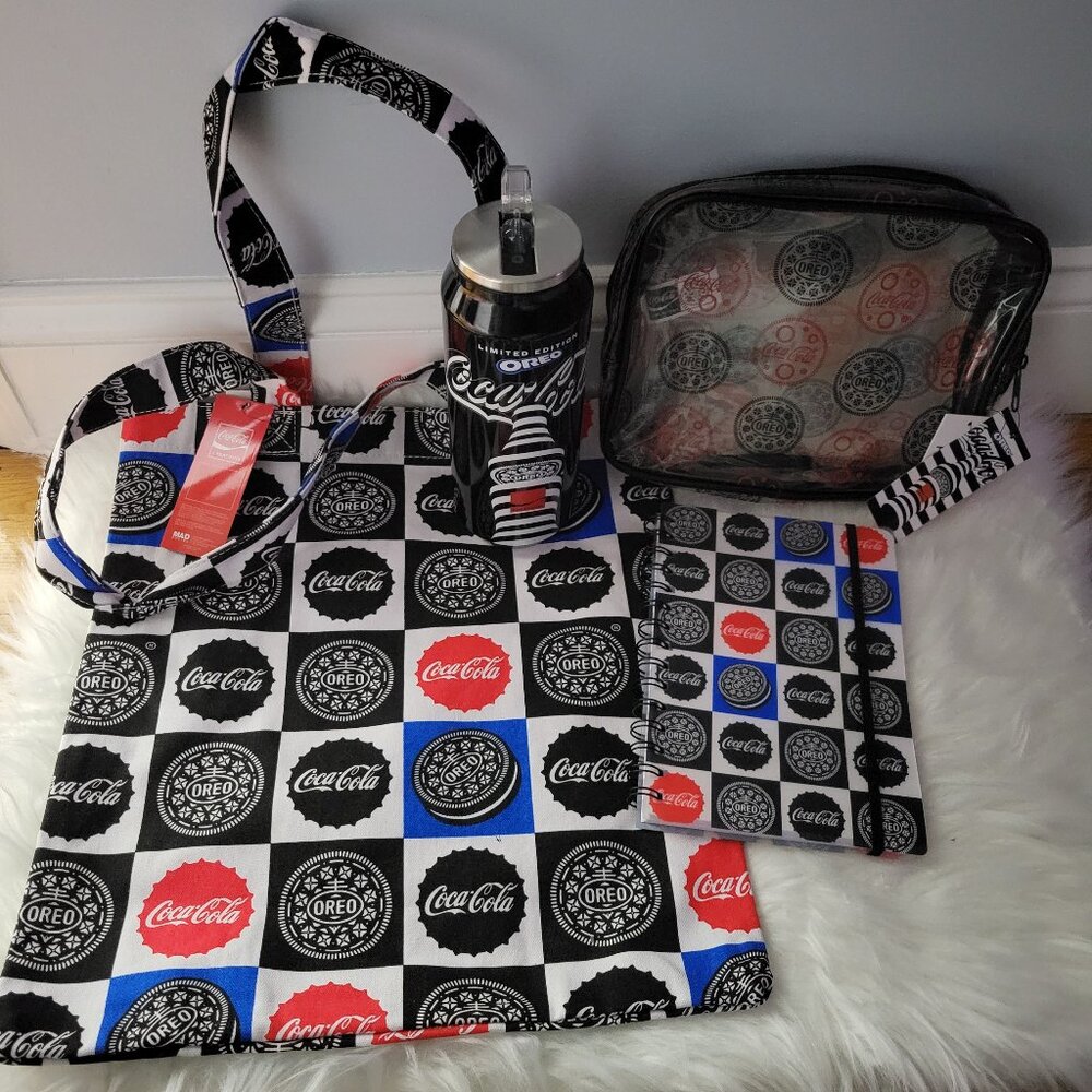 Limited Edition Coca-Cola x Oreo Set